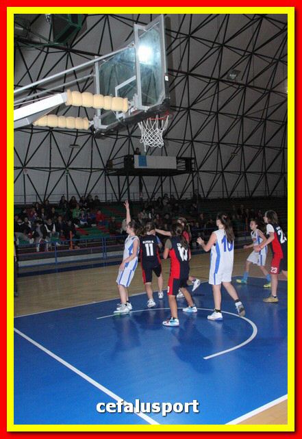 150228 Basket_U13F 094_tn.jpg